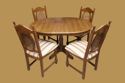 Rusztikus, klasszikus, stíl és fenyő fabútorok Erdélyből, Szegeden.